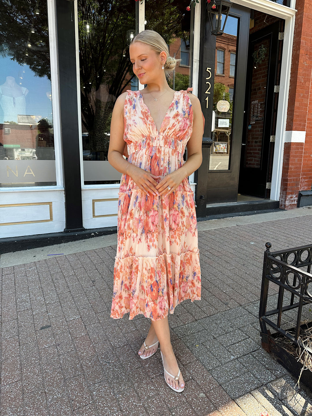 Floral Dresses for Women | Romantic Styles for Spring & Summer Gwenna The Label Floral Dresses for Women | Romantic Styles for Spring & Summer Gwenna The Label
