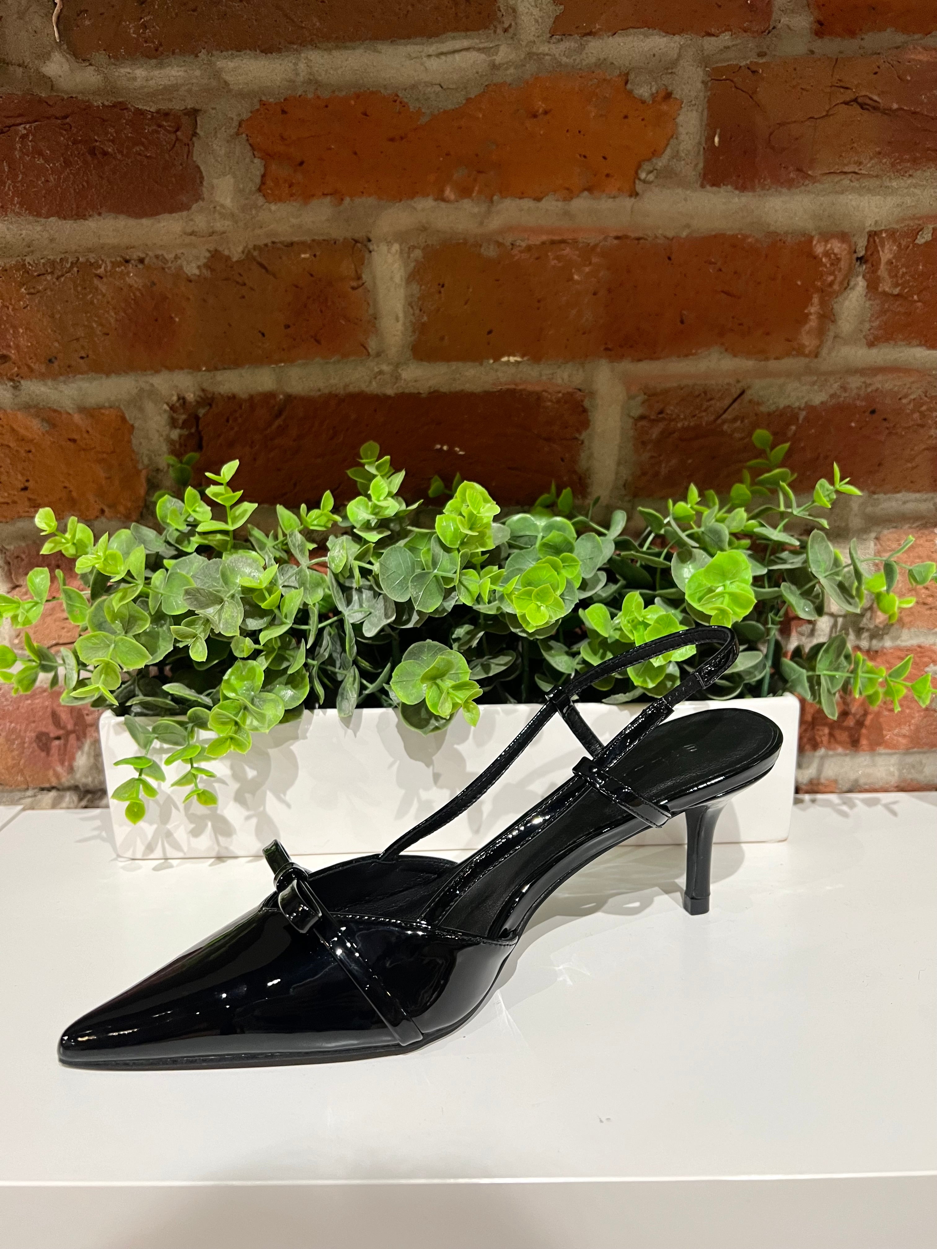 Zara heel.