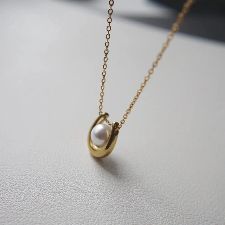 Ava Pearl Necklace - Gwenna The Label