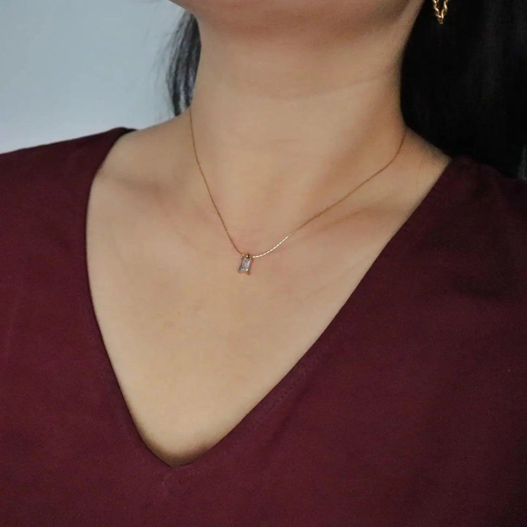 Elle Emerald Gem Necklace - Gwenna The Label