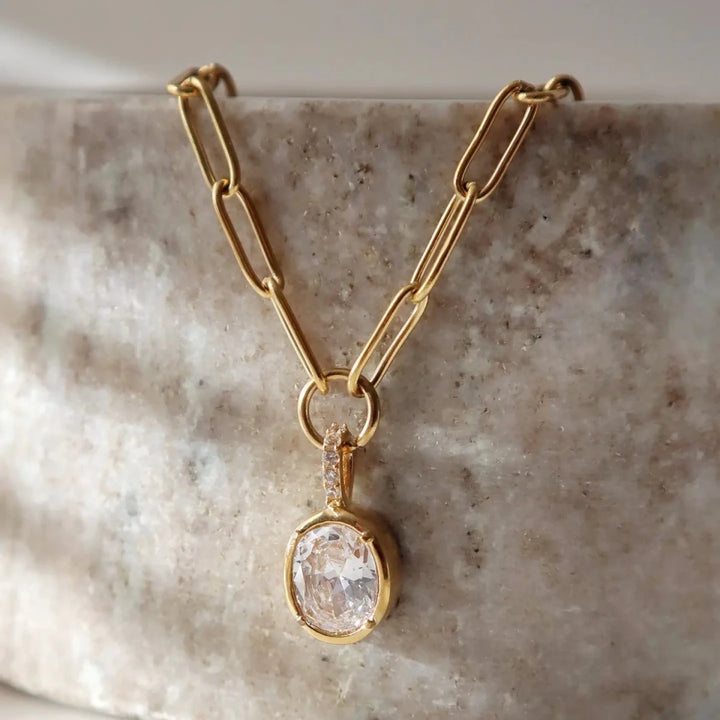 Mila Oval Paperclip Pendant Necklace - Gwenna The Label
