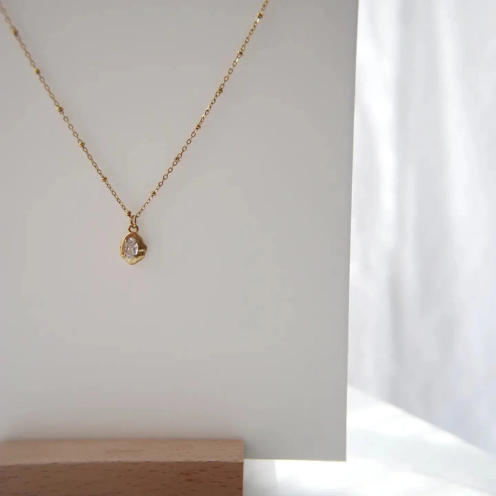 Raina Pebble Necklace - Gwenna The Label
